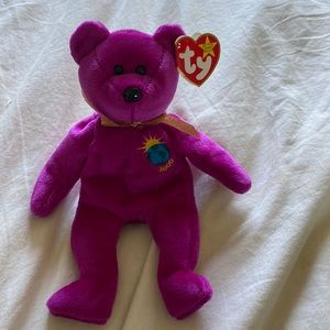Extremely rare 1999 Millennium beanie baby
